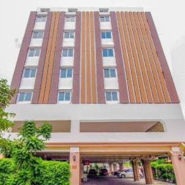 Grandview Ladprao Hotel