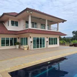 Cozy Country House with Pool, hotel v destinaci Ban Nong Nam Khem