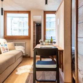 HelloCHALET - The Alpine Suite - Central Studio, Walk to Slopes