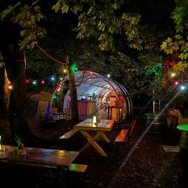 Eco Camping De Helleborus, Hotel in Groningen