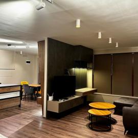 MarkApart 1 - Ruse City Center - Sleeps 6, hotel sa Ruse