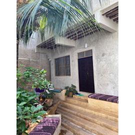 Amani Guest House, Utukuni Lamu Island, hotel v destinaci Lamu