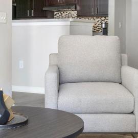 Landing Stunning 3BD Clubhouse Gym, hotel in Stockbridge