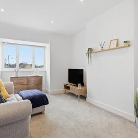 Central Apartment - 16 Mins to London, hotel a Potters Bar