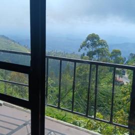 Thumb Up Family Rest, hotel en Haputale