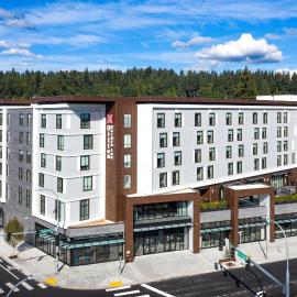 Hilton Garden Inn Redmond WA, hotel u gradu 'Redmond'