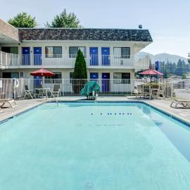 Motel 6-Grants Pass, OR, хотел в Грантс Пас