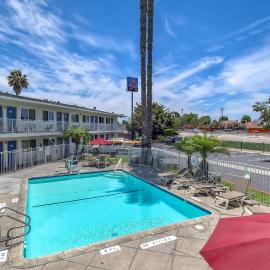 Motel 6-Westminster, CA - South - Long Beach Area, hotel in Westminster