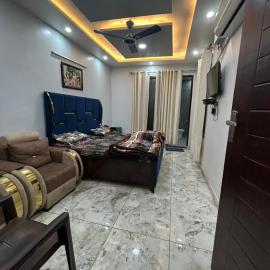 Bharti Apartments - Spacious & Luxury Stay