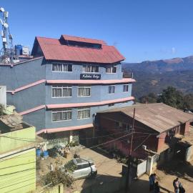 Kutshai Lodge, hotel di Ukhrul