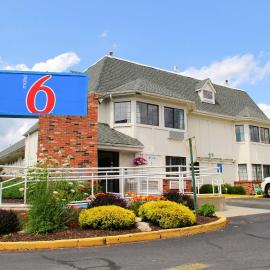 Motel 6-Enfield, CT - Hartford, hotel v destinaci Enfield