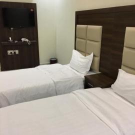 الذيابي للشقق المخدومة, hotel em Shaqra