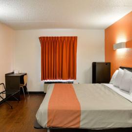 Motel 6-Toledo, OH，毛米的飯店