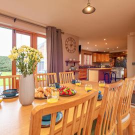 Silverwood Main House Modern Spacious - Pass the Keys
