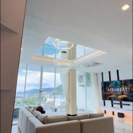 Luxury villa with sea view, pool and maid