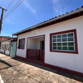Charmosa casa em Santana dos Montes, hotel in Santana dos Montes