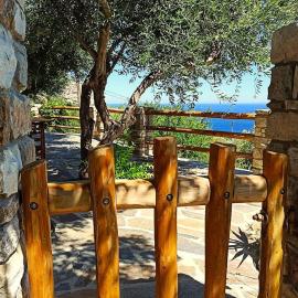 House in endless blue 35 sq m Magganitis Ikaria, hotel en Manganítis