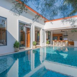 URMI VILLA, Brand New Luxury 6BR Pool, Bang Tao, hotel a Koh Lone