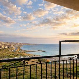Vue Panoramique, Plage & Attractions à 2 Min, hotel i Mostaganem