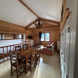 Les 3 vallées 2, hotel v mestu Séranon