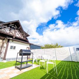 Viesnīca Awaji Seaside Log House pilsētā Awaji