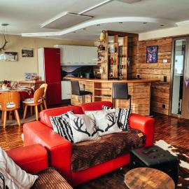 ALPENLOFT vom Berg zum See inklusive gratis KärntenCard, hotell i Kanzelhöhe