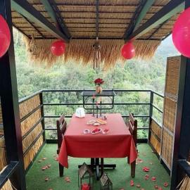 Dream Valley حلم الوادي, hotel em Sirjbāl