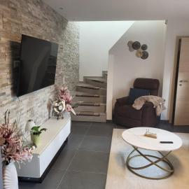 Ferienhaus Neunkirchen-Daun: Daun şehrinde bir otel
