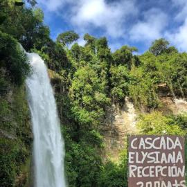 Cascada Elysiana, hotel a Platanillo