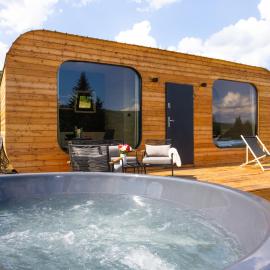 Woodydrem, hotel Hrustinban