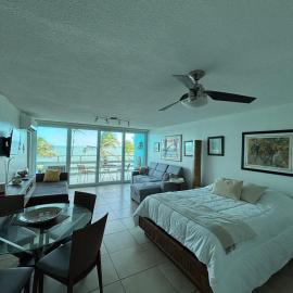Ocean view Studio Marina Lanais, hotel em Fajardo