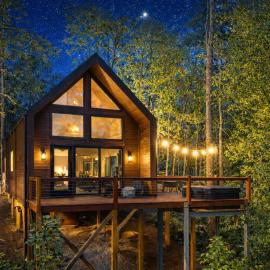 클리블랜드에 위치한 호텔 Hightower Cabin at Pine Valley