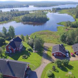 Holiday Village Kuukiuru, hotel din Vuostimo