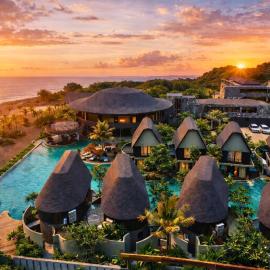 Quenzo Beach Resort, hotel i Padangbai