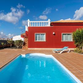 Villa La Perla - Cliffside Retreat, hotel din Antigua