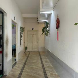 Nhà nghỉ Long Tân
