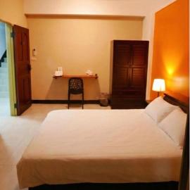 市區背包客棧 有套房可包棟, hotel i Jincheng