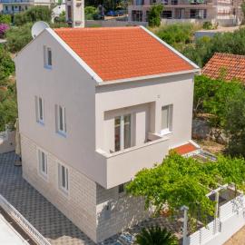 Holiday Home VIKK in Makarska by Villas Guide