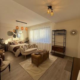 Calm & Stylish Apartment Atomium Area Bruxelles โรงแรมในWemmel