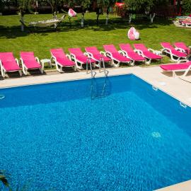 Caprice Monteoru, hotel v destinácii Sărata-Monteoru