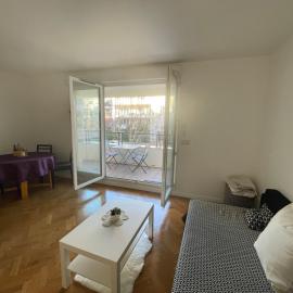 Imperialand T2 Terrasse parking dans la verdure
