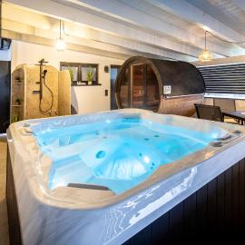 Riedbach-Lodge 3, hotel in Viechtach