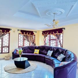 KL shadow homes, hotel in Arusha