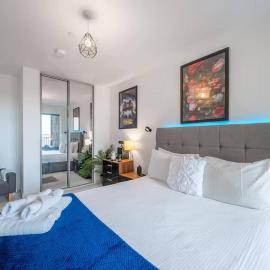 Stylish 1-Bed Apt in Harrow with Balcony near Heathrow and Wembley