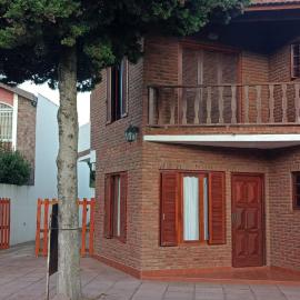 Arevalo Mar de Ajo, hotel in Mar de Ajó