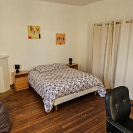 Appartement F2 2 personnes 44m2 parking privé