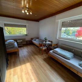 Country Comfort Stay 4 Bedrooms near Frankfurt