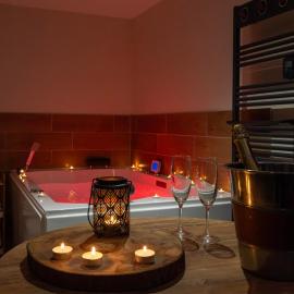 Viesnīca Au Spa de LLEA pilsētā Aviņona