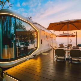 STAR OVER SEA By Deep night, hotel in Ban Samae San