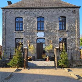 Gîte de l'ancienne école de Sommière, hotell sihtkohas Onhaye